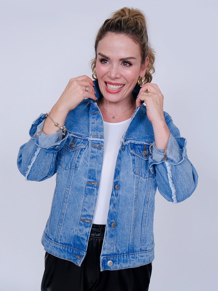 Chaqueta More love