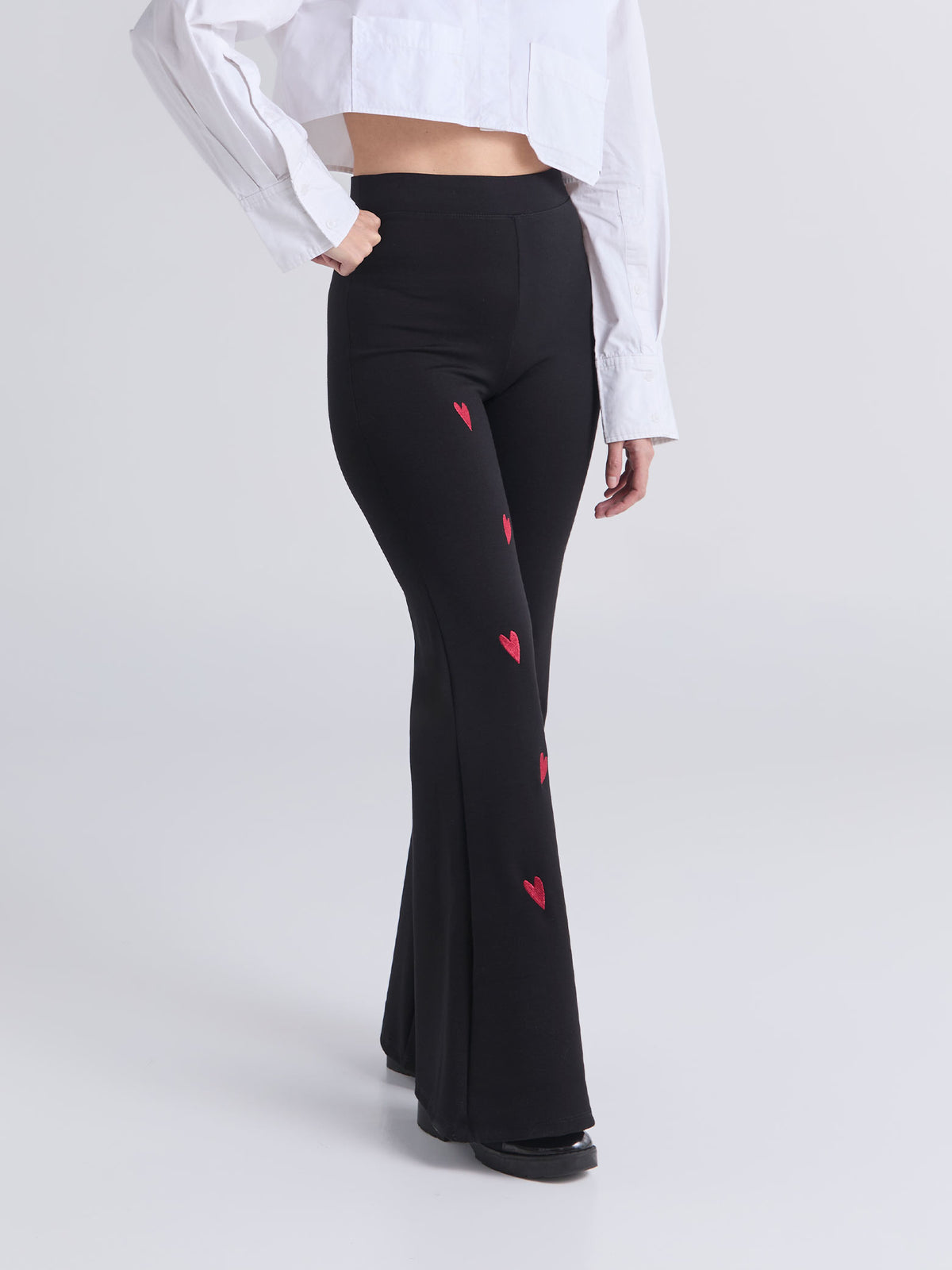 Pantalón Flare básico - Negro
