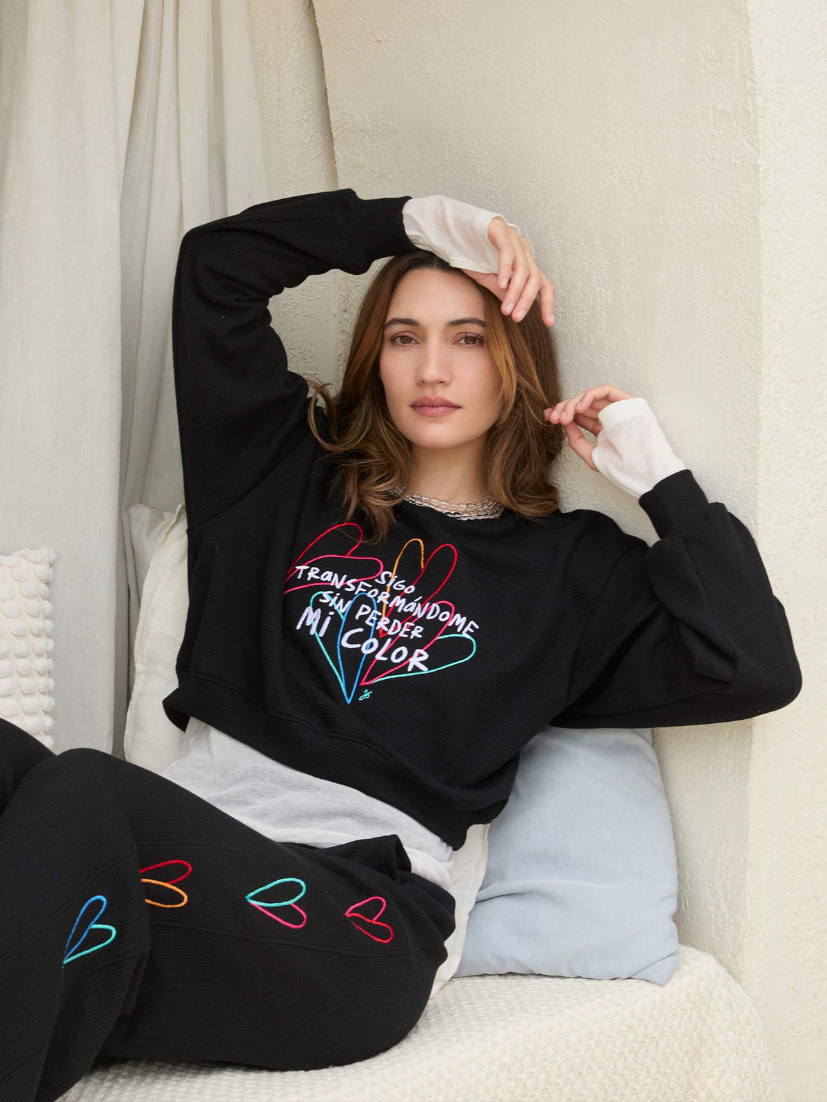Buzo Mi color - Negro
