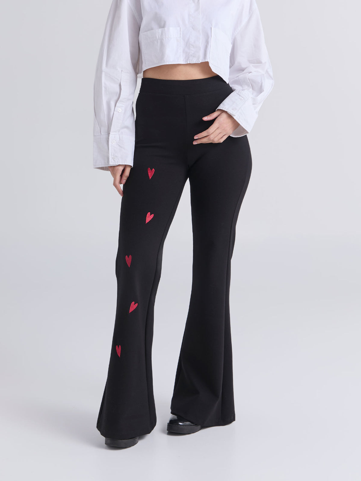 Pantalón Flare básico - Negro