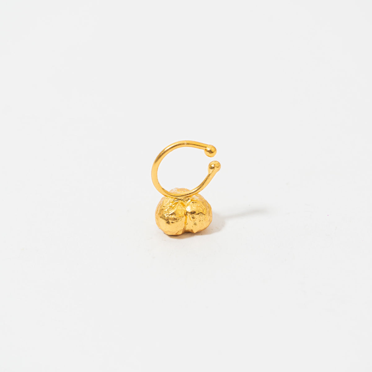 Ear Cuff Corazón De Relieve Tejido